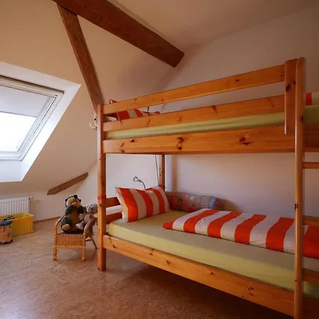 Hoehlerhof Apartmán *